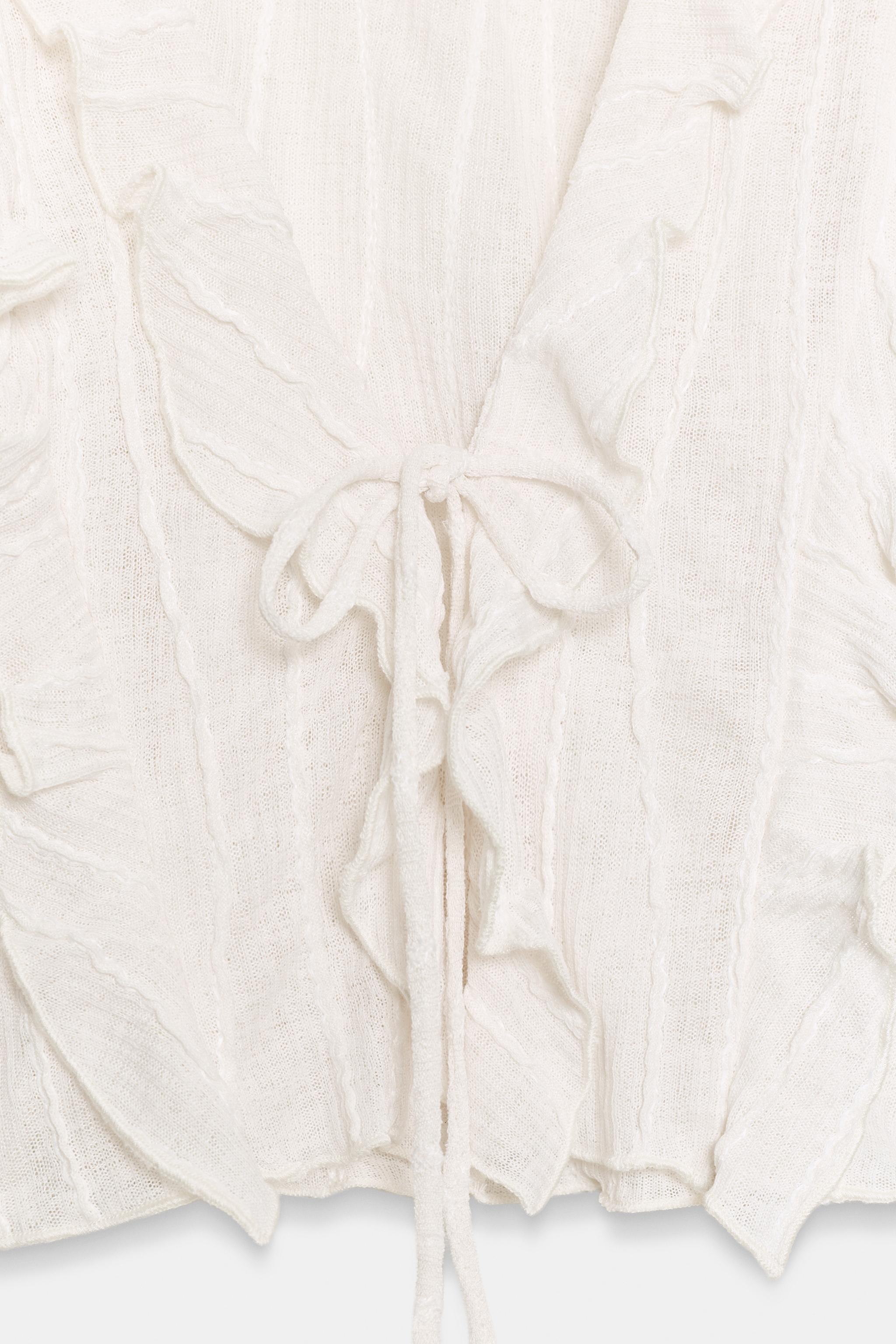 RUFFLED TIE TOP